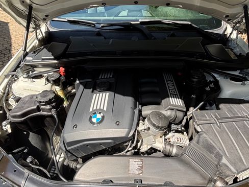 Used 2013 BMW 328i Convertible RWD image 10