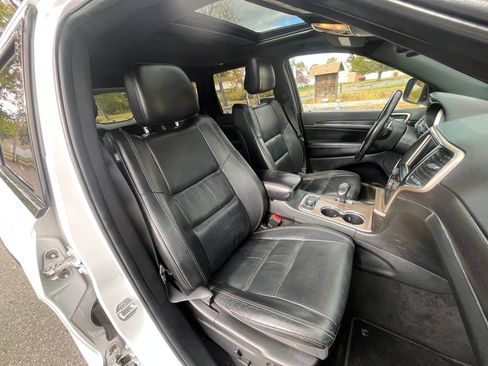 Used 2014 Jeep Grand Cherokee Limited image 13