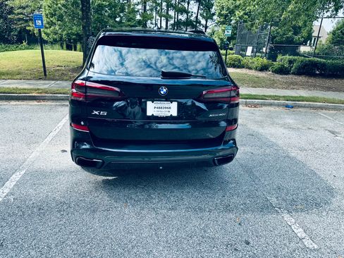 Used 2021 BMW X5 xDrive40i w/ M Sport Package AWD/4WD image 5