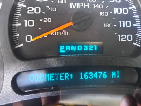 Used 2003 Chevrolet Silverado 2500 W/T AWD/4WD image 5