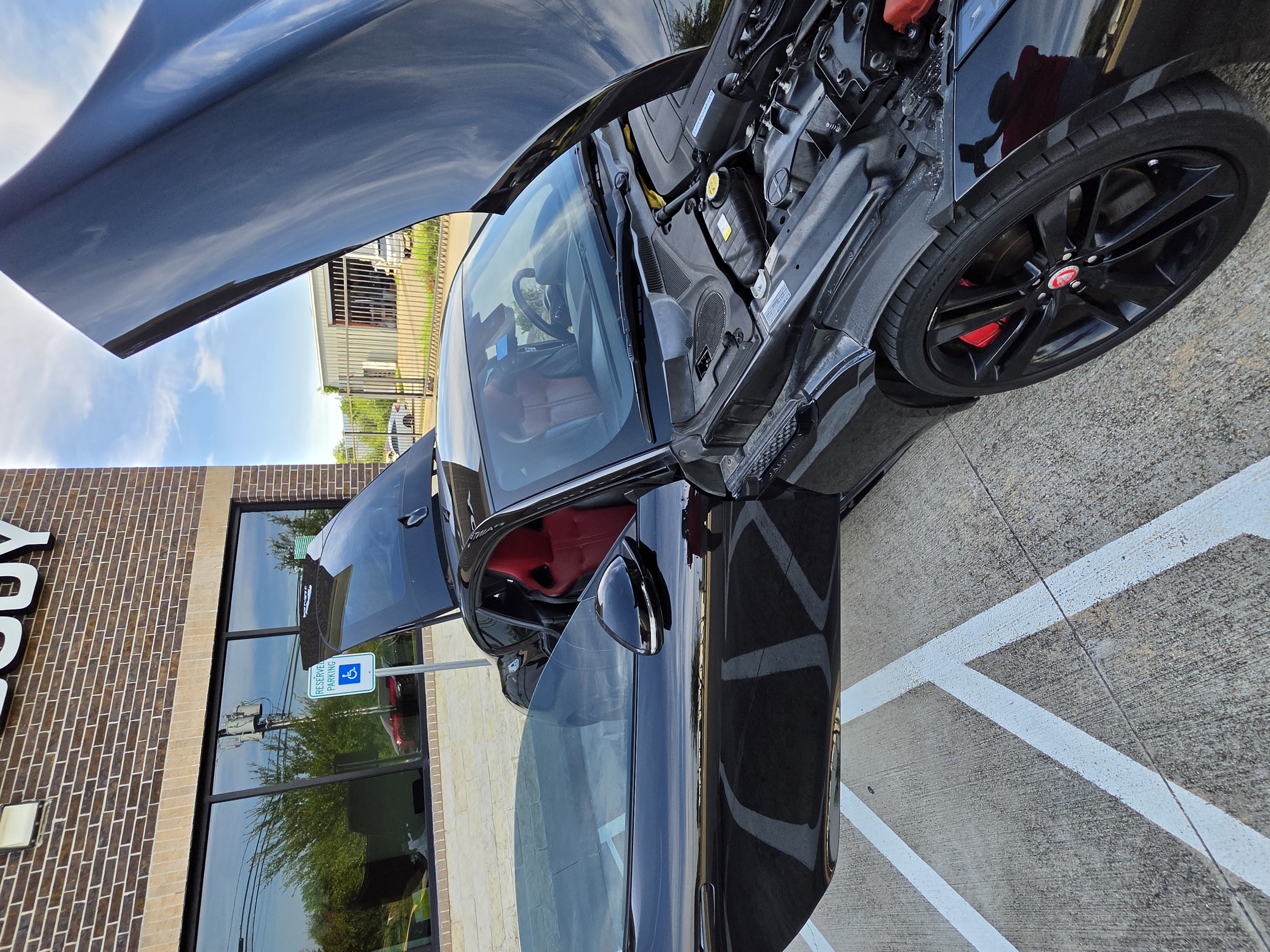 Used 2015 Jaguar F-TYPE R RWD image 4