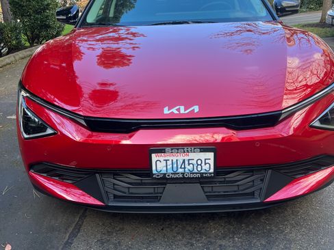 Used 2025 Kia EV6 Light image 4