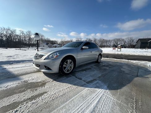 Used 2010 INFINITI G37 x Sedan image 2