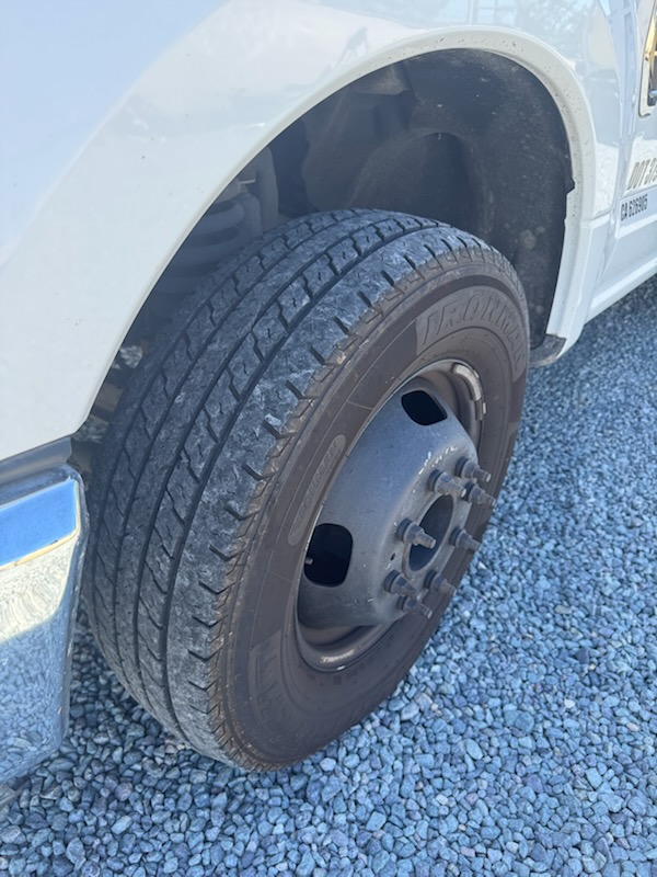 Used 2021 Ford F350 XL w/ Power Equipment Group RWD image 11