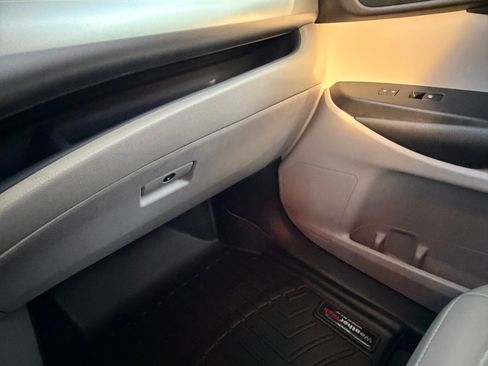 Used 2015 Toyota Highlander XLE AWD/4WD image 10