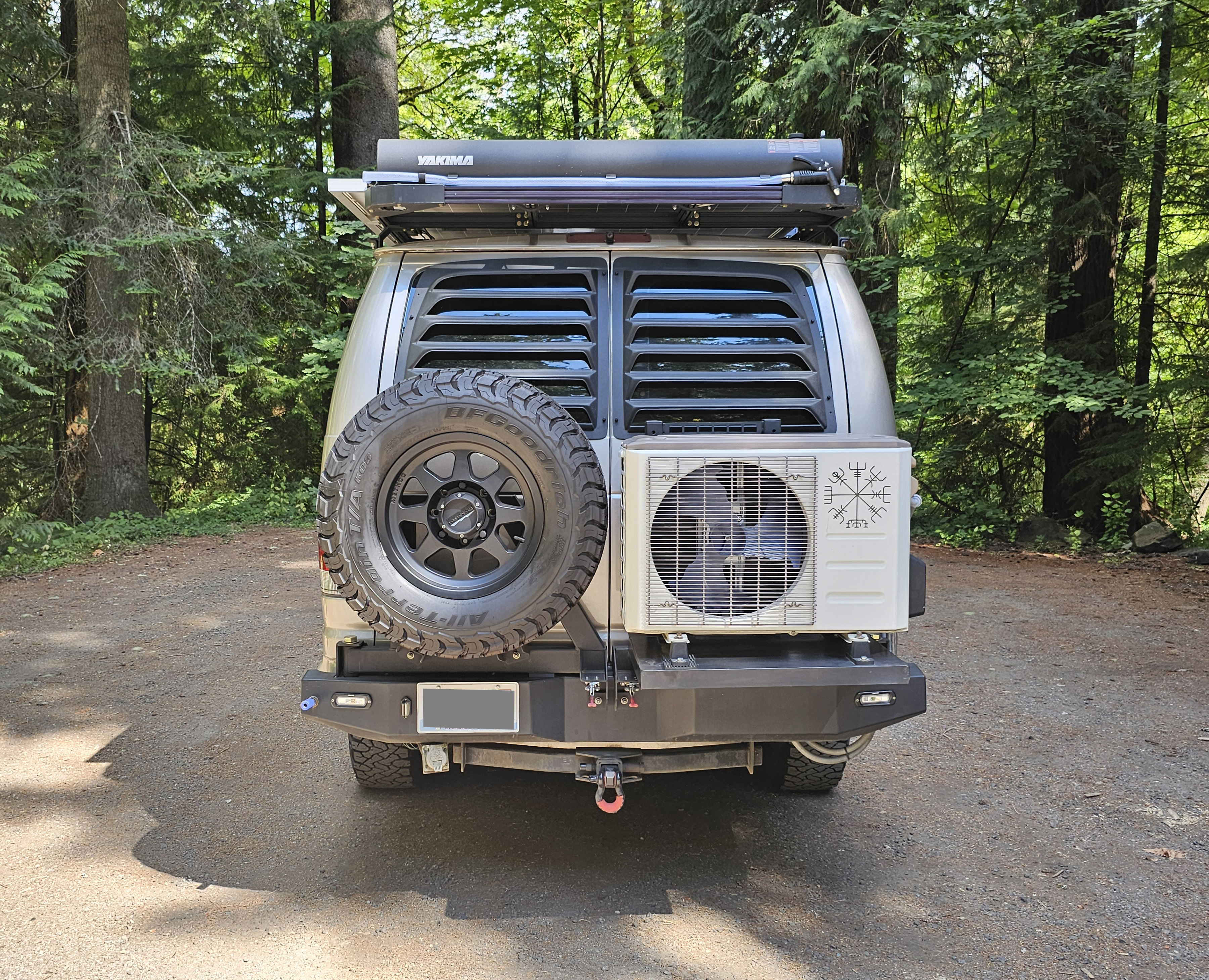 Used 2002 Ford E-350 and Econoline 350 Extended Super Duty RWD image 12