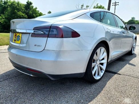 Used 2013 Tesla Model S Performance image 8