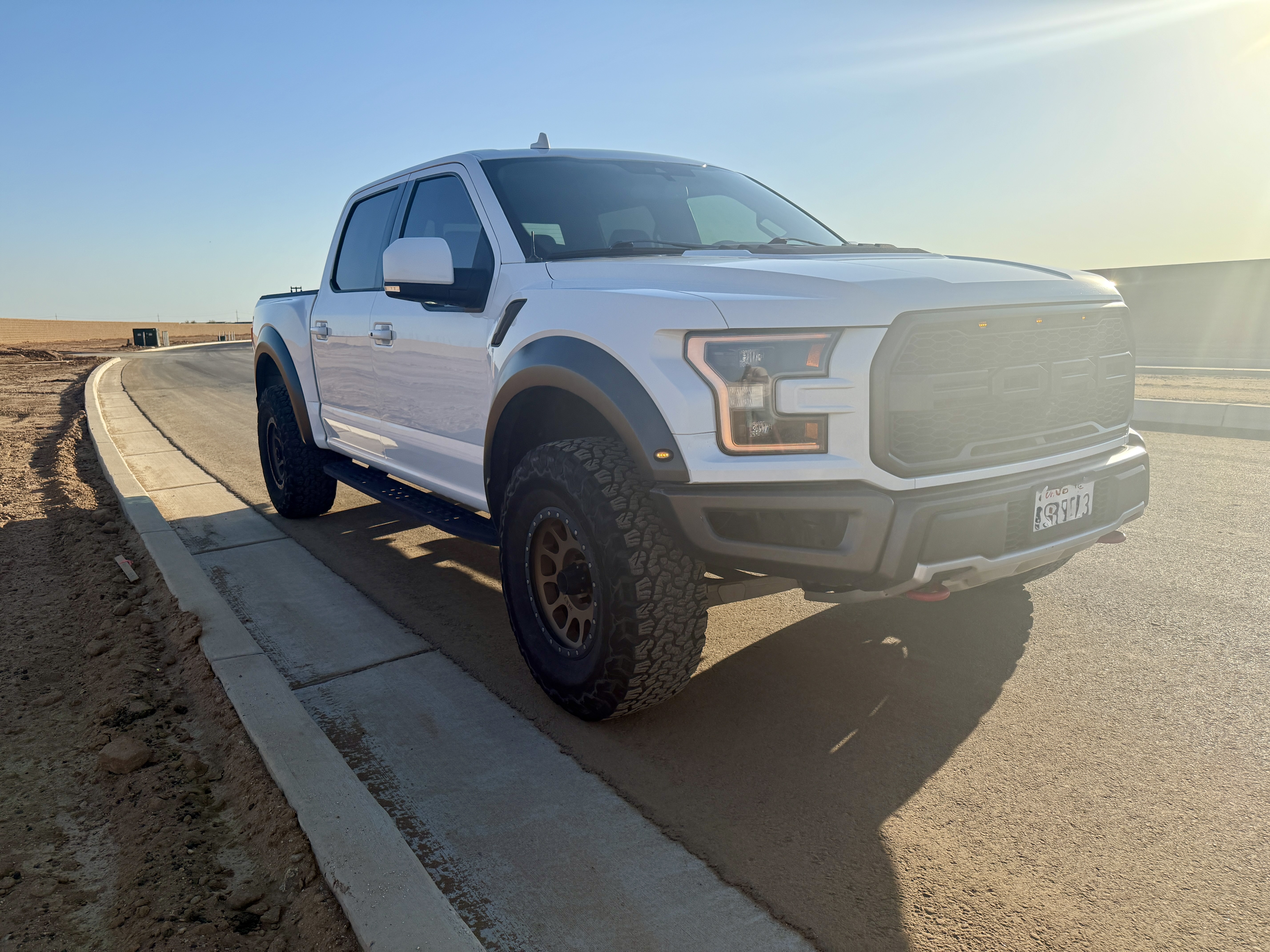 Used 2019 Ford F150 Raptor w/ Equipment Group 802A Luxury AWD/4WD image 5