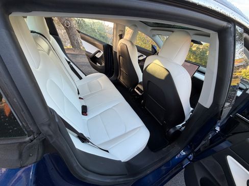 Used 2019 Tesla Model 3 Long Range image 12