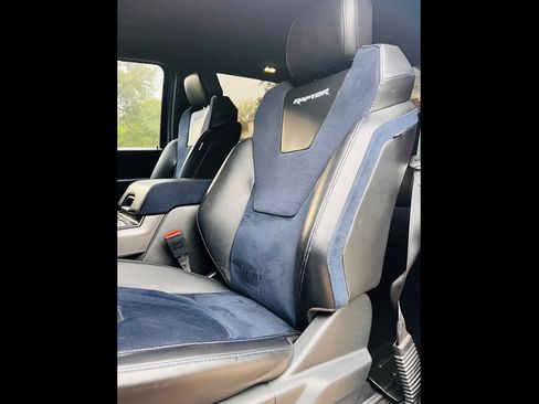 Used 2019 Ford F150 Raptor w/ Equipment Group 802A Luxury image 11