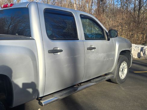Used 2011 Chevrolet Silverado 1500 LT w/ All-Star Edition image 9