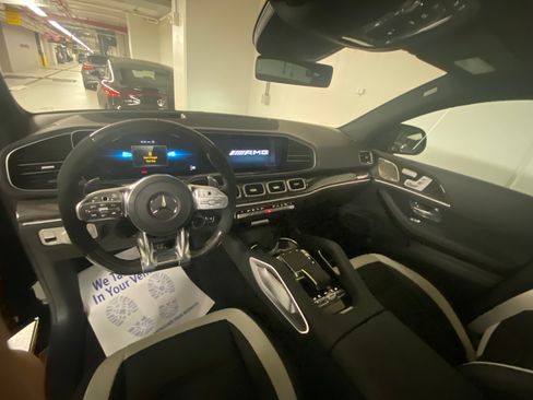 Used 2023 Mercedes-Benz GLE 63 AMG S image 12