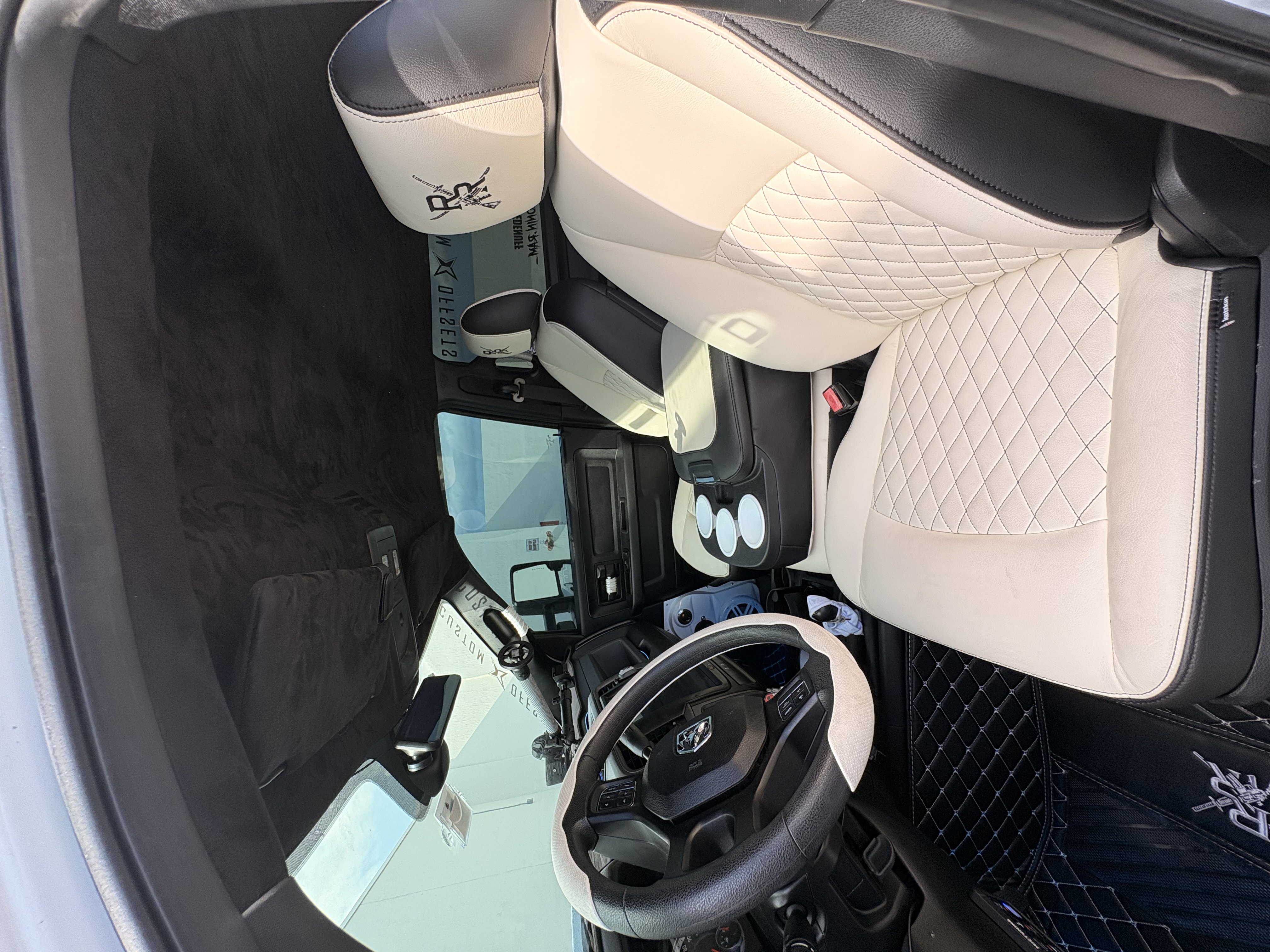 Used 2015 RAM 2500 Tradesman w/ Popular Equipment Group AWD/4WD image 17