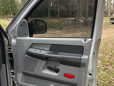 Used 2007 Dodge Ram 1500 Truck SLT w/ Quad Cab Big Horn Value Group image 8