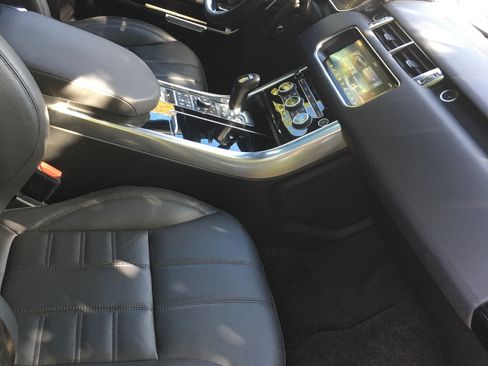 Used 2017 Land Rover Range Rover Sport Autobiography AWD/4WD image 16