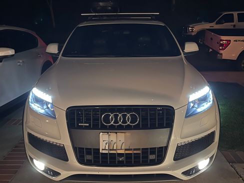 Used 2015 Audi Q7 3.0T S line Prestige w/ 21" S Line Plus Package image 5