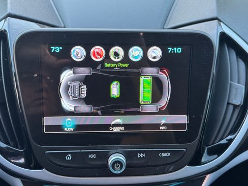 Used 2017 Chevrolet Volt LT image 10