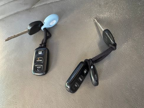 Used 2005 Toyota 4Runner Sport image 10