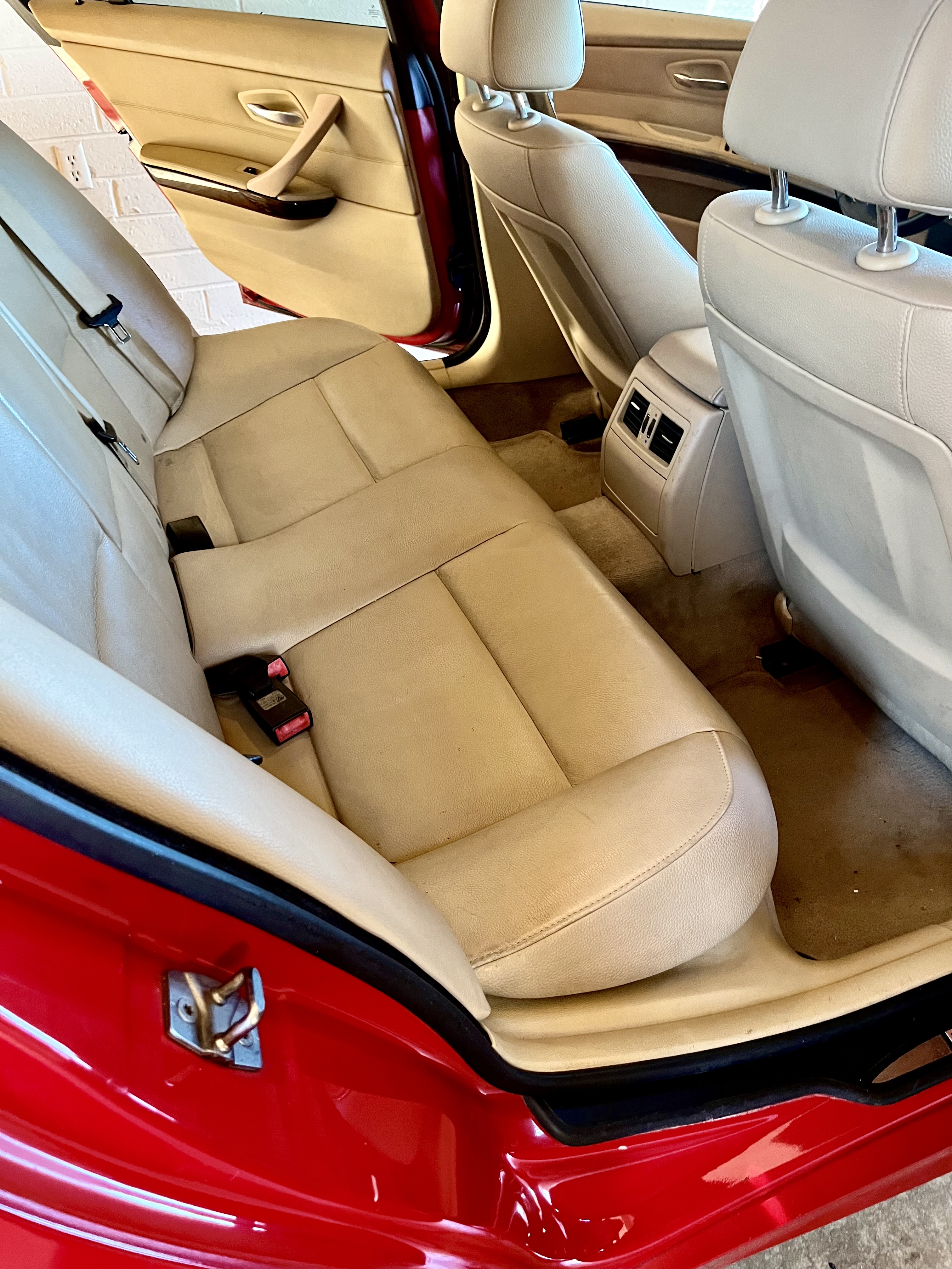 Used 2010 BMW 328i Sedan RWD image 9