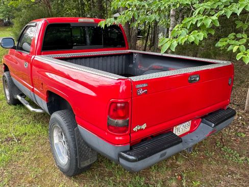 Used 2001 Dodge Ram 1500 Truck 4x4 Regular Cab image 1