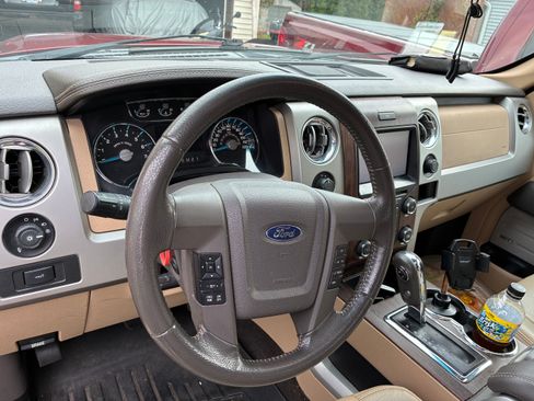 Used 2013 Ford F150 Lariat w/ Luxury Equipment Group AWD/4WD image 4