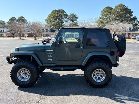 Used 2003 Jeep Wrangler Sahara image 11