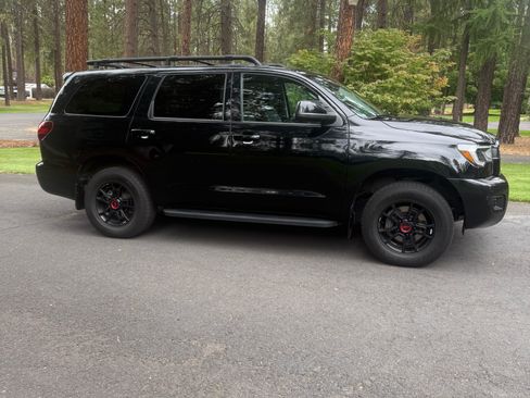 Used 2021 Toyota Sequoia TRD Pro AWD/4WD image 1