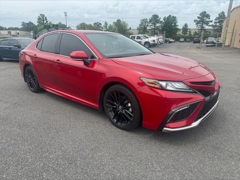 Used 2024 Toyota Camry XSE w/ Cold Weather Package FWD image 1