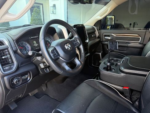 Used 2024 RAM 2500 Laramie image 25