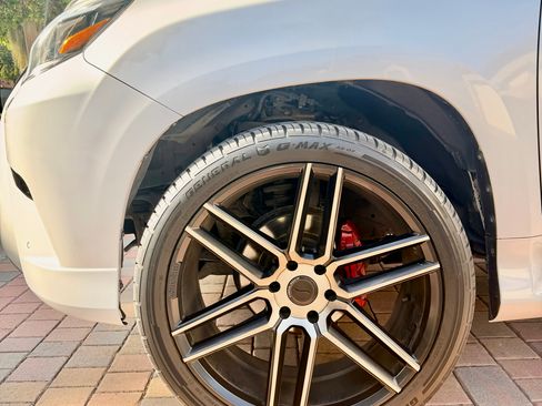 Used 2017 Lexus GX 460 Luxury AWD/4WD image 15