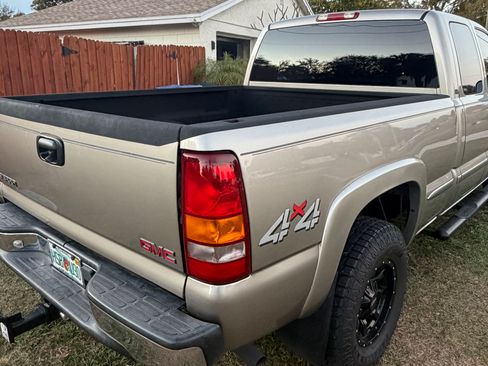 Used 2001 GMC Sierra 2500 4x4 Extended Cab w/ Convenience Plus Group image 6