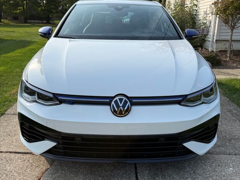 Used 2023 Volkswagen Golf 20th Anniversary Edition image 4