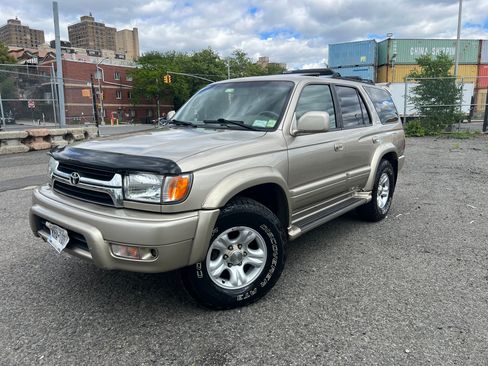 Used 2001 Toyota 4Runner Limited AWD/4WD image 13