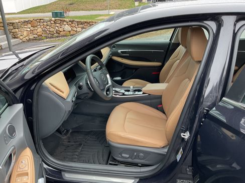 Used 2023 Hyundai Sonata Limited image 2