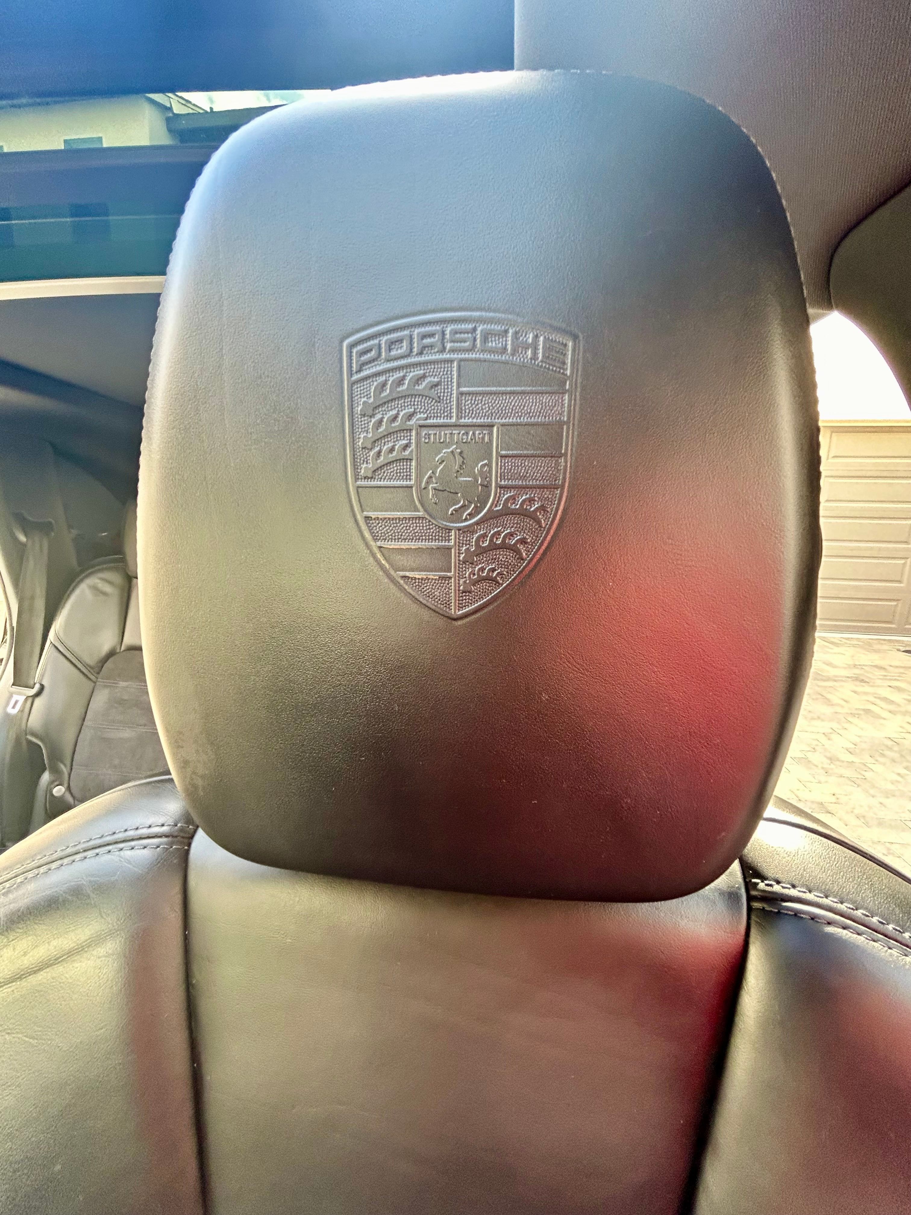 Used 2017 Porsche Cayenne Platinum Edition AWD/4WD image 16