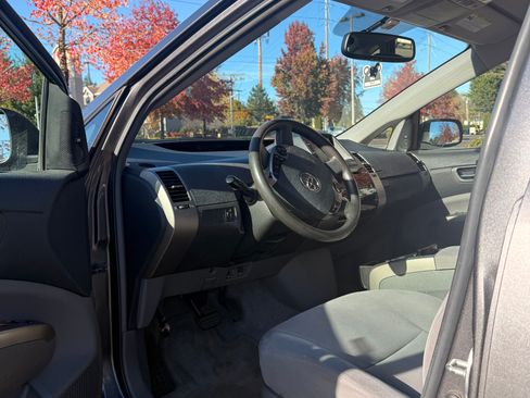 Used 2009 Toyota Prius Touring image 10