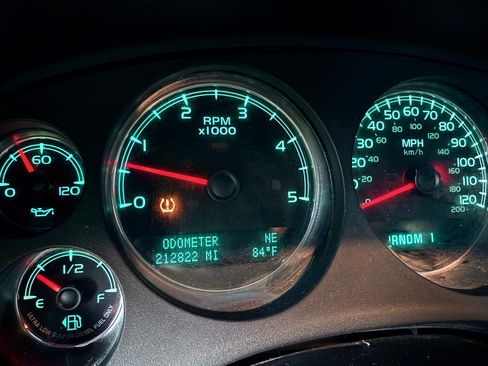 Used 2013 GMC Sierra 2500 Denali AWD/4WD image 9
