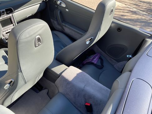 Used 2006 Porsche 911 Carrera S image 8