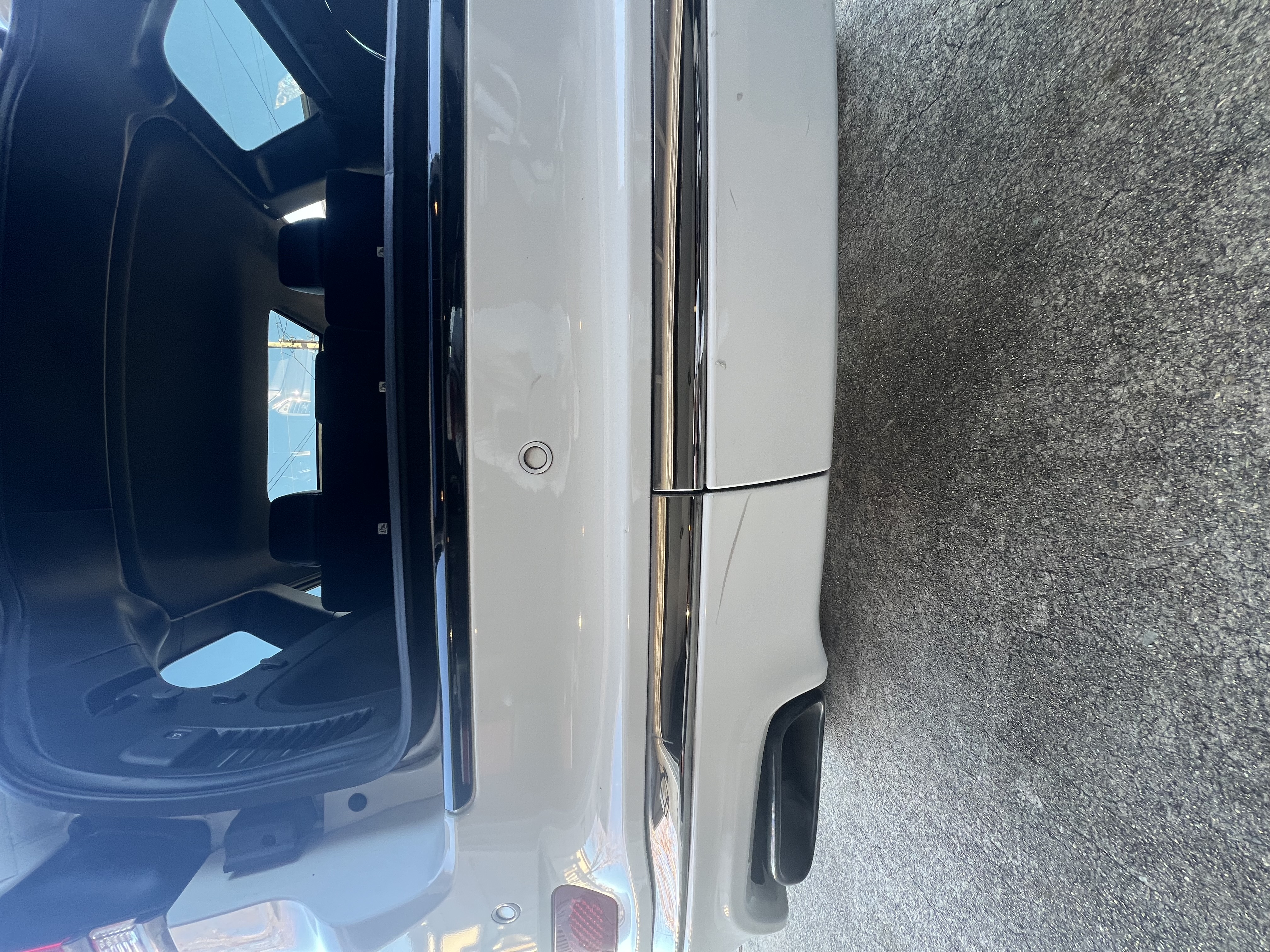 Used 2015 Jeep Grand Cherokee High Altitude AWD/4WD image 16