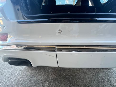 Used 2015 Jeep Grand Cherokee High Altitude AWD/4WD image 16