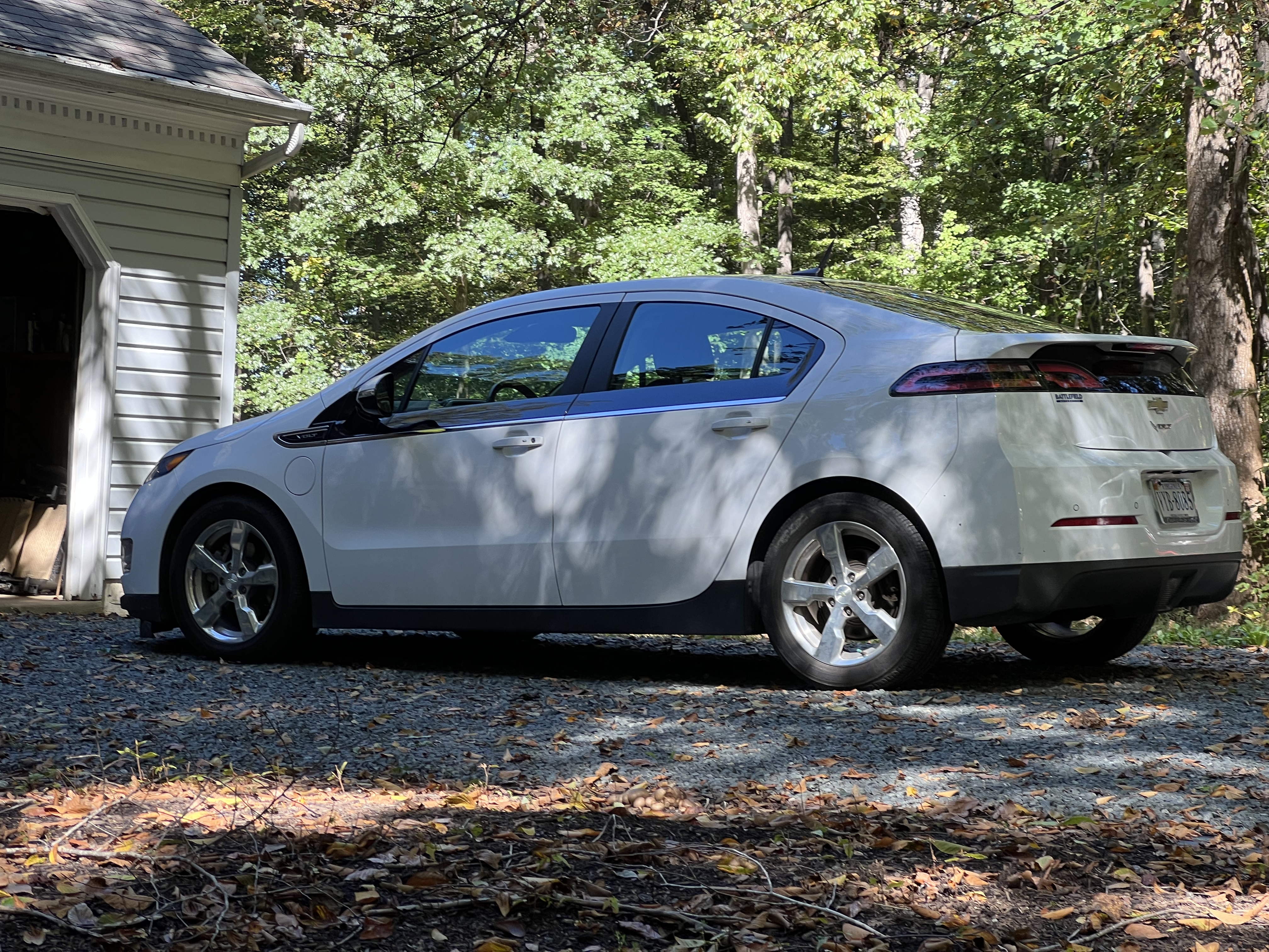 Used 2013 Chevrolet Volt Premium w/ Premium Trim Package FWD image 18