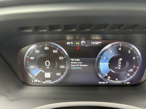 Used 2021 Volvo XC90 T6 Momentum AWD/4WD image 9