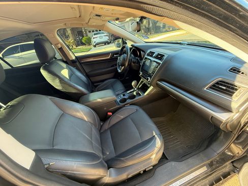 Used 2018 Subaru Legacy 3.6R Limited image 10