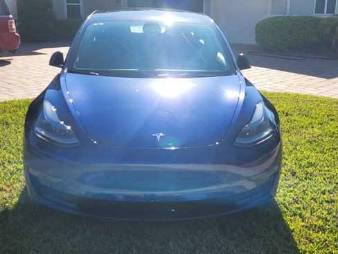 Used 2023 Tesla Model 3 Standard Range image 11