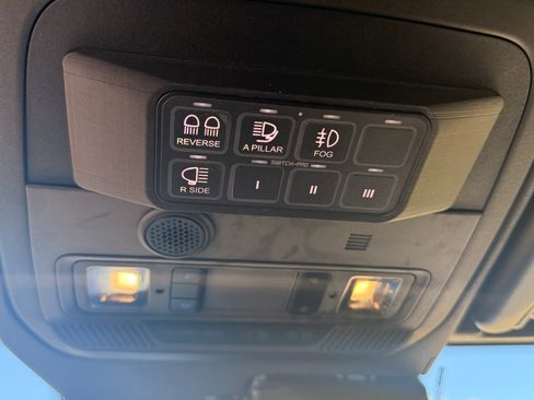 Used 2023 Ford Bronco Outer Banks image 11