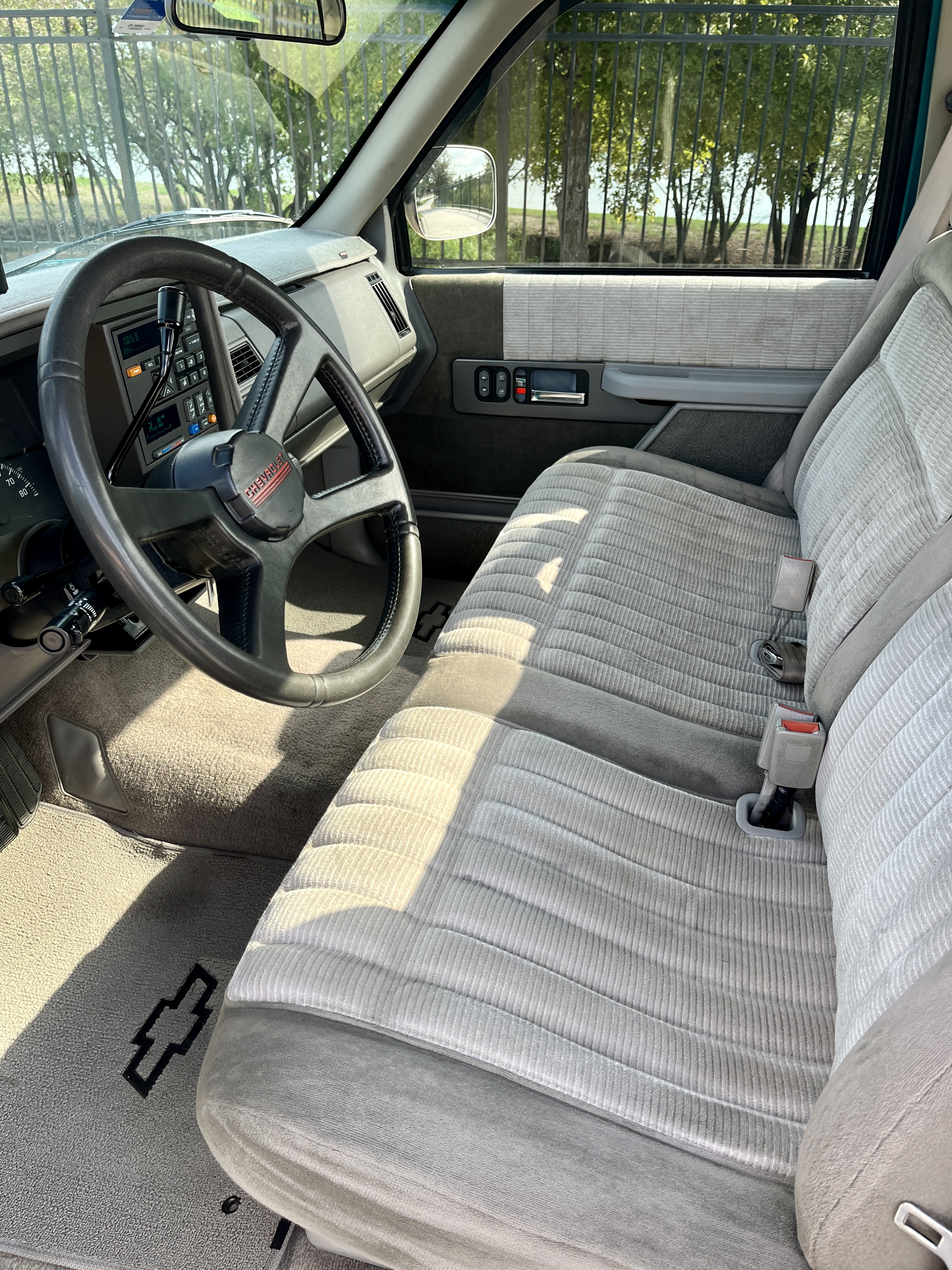 Used 1994 Chevrolet Silverado 1500 2WD Regular Cab image 16