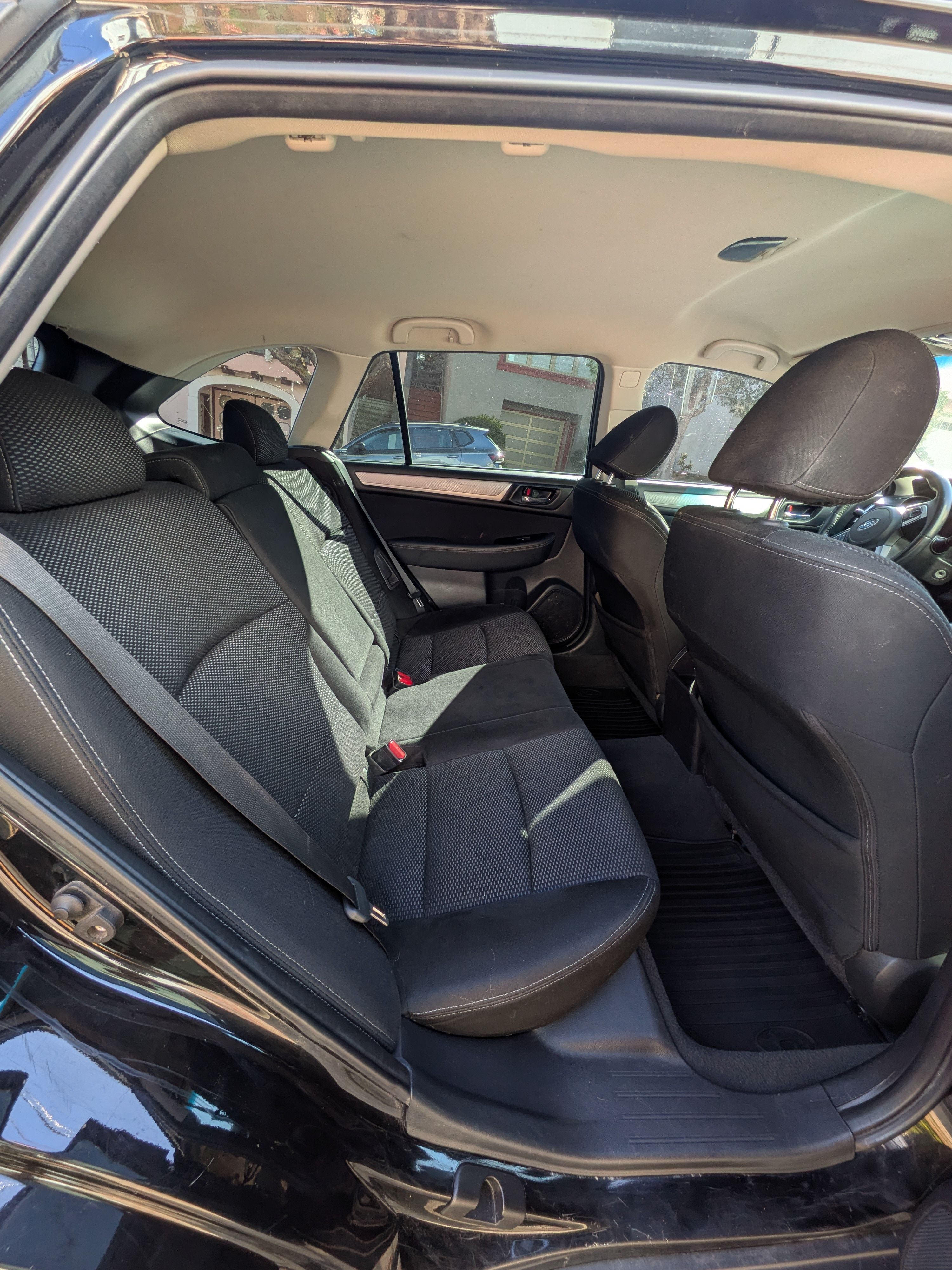 Used 2017 Subaru Outback 2.5i Premium AWD/4WD image 10