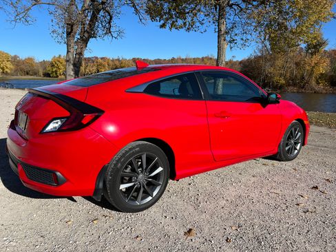 Used 2020 Honda Civic EX image 8