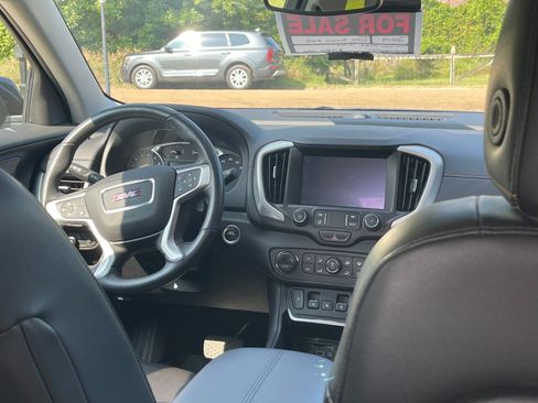 Used 2019 GMC Terrain SLT w/ Preferred Package AWD/4WD image 10