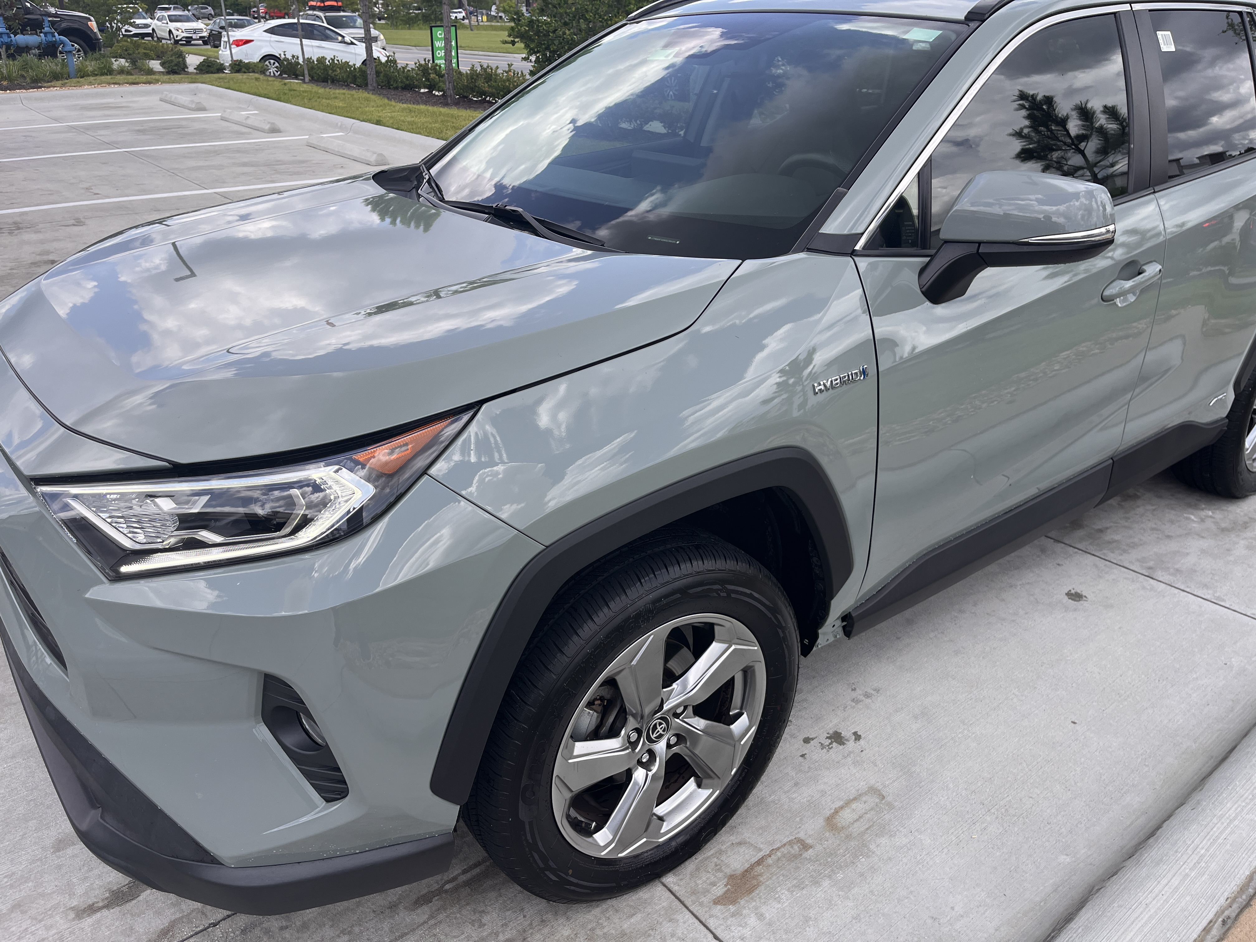 Used 2021 Toyota RAV4 XLE Premium AWD/4WD image 1